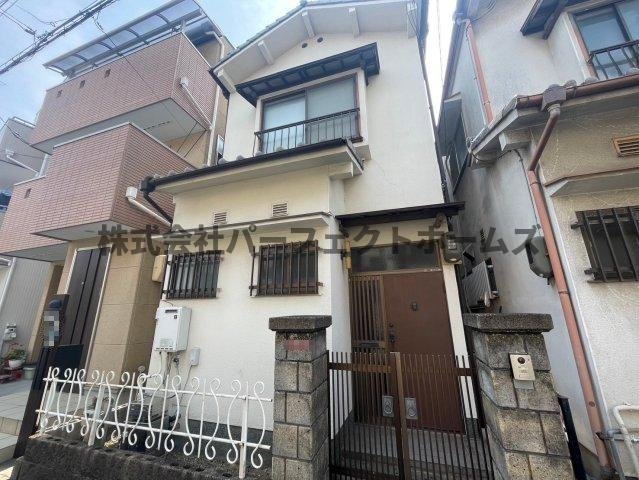 建物外観　外はこのようになっています