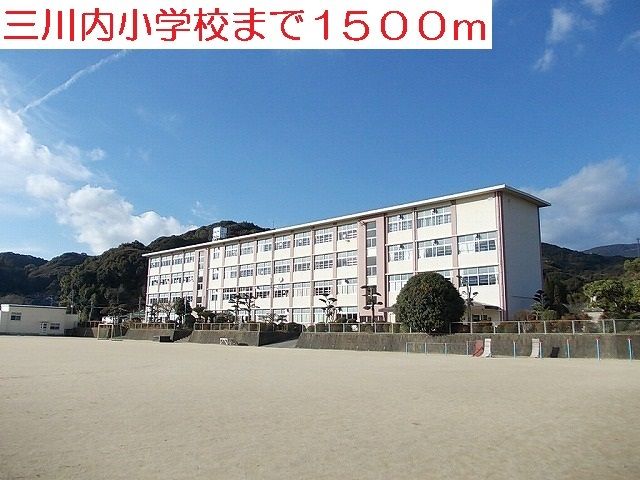 【フィオーレはなの小学校】