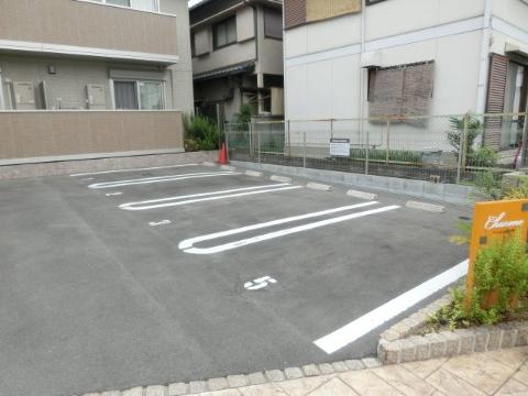 シャルム総持寺　その他共有部分　駐車場