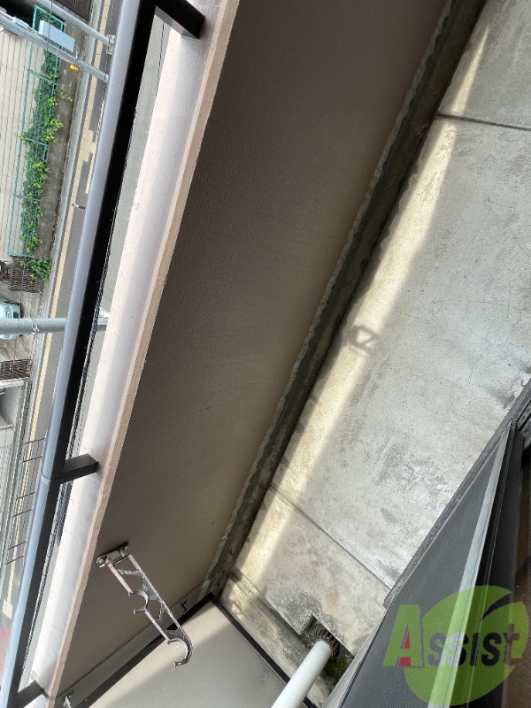 バルコニー　バルコニーがあるので洗濯物は外に干せそうですね～