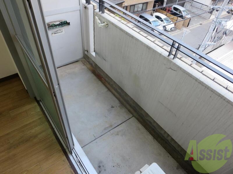 バルコニー　空が広く見えるのは嬉しいですね。