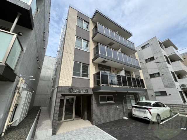 建物外観　札幌市中央区北３条東「Ｄｏｏｎａ札幌」