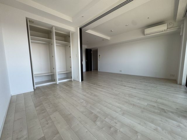 居室・リビング　洋室約６．０帖