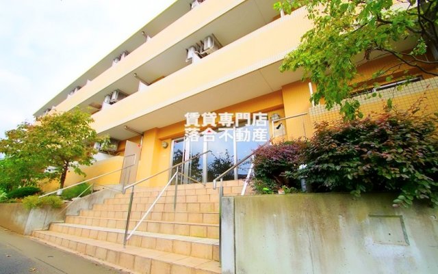 建物外観　しっかりとした建物♪