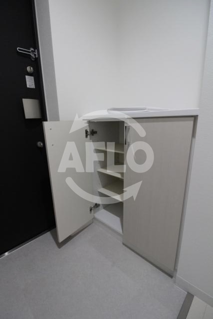 収納　エグゼ天王寺II　シューズボックス