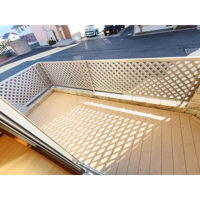 バルコニー　１Ｆ　ウッドデッキ