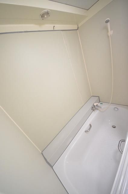 バス・シャワールーム　☆シンプルな造りのバス☆