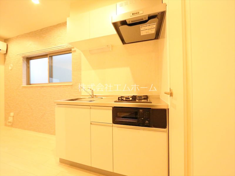 キッチン　システムキッチン（ガス2口コンロ・グリル付）