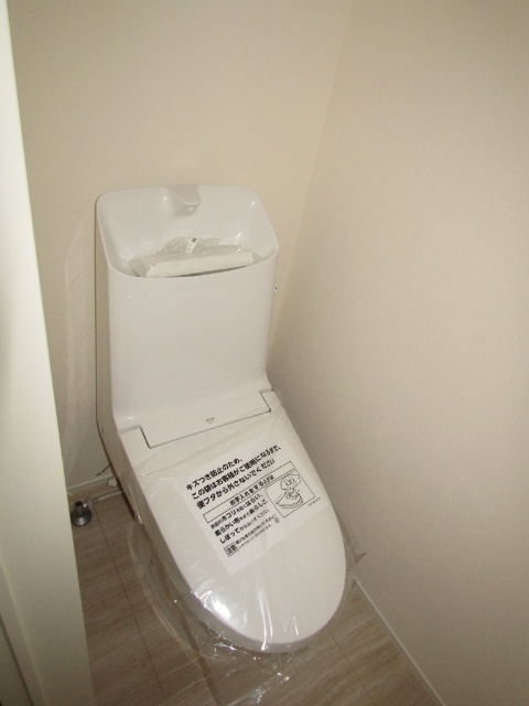 トイレ　建築中イメージです