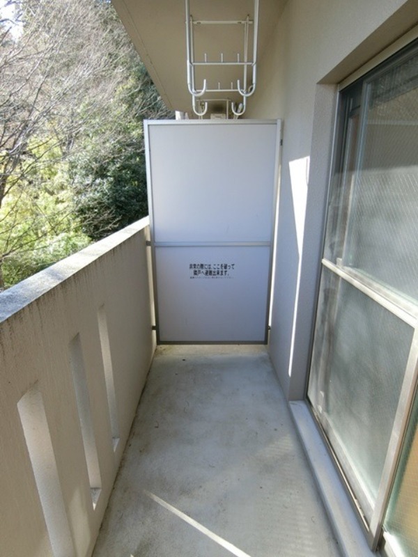 バルコニー　図面と現状に相違がある場合には現状を優先