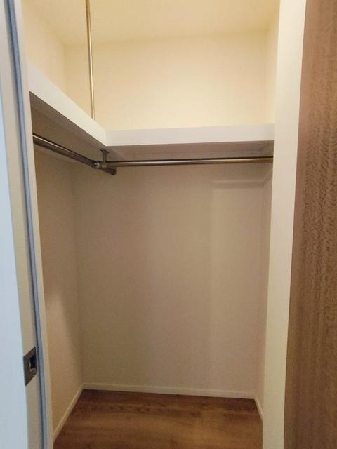 収納　ウォークインクローゼット（洋室約６．０帖