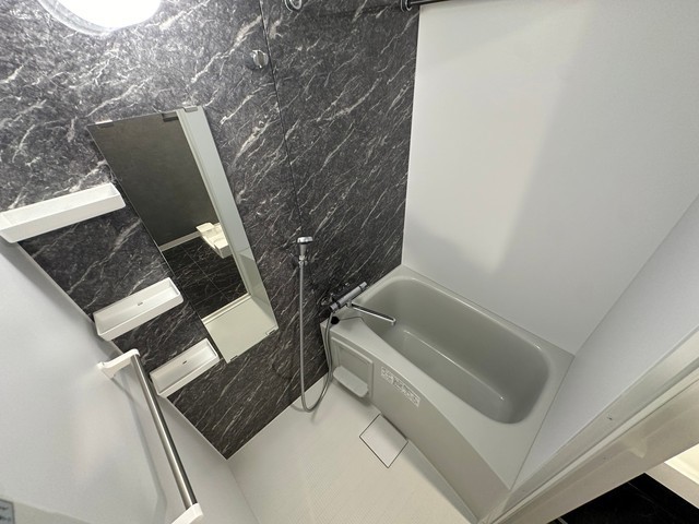 バス・シャワールーム　別号室の写真です