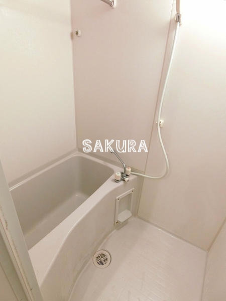 バス・シャワールーム　日々の疲れを癒すお風呂です♪