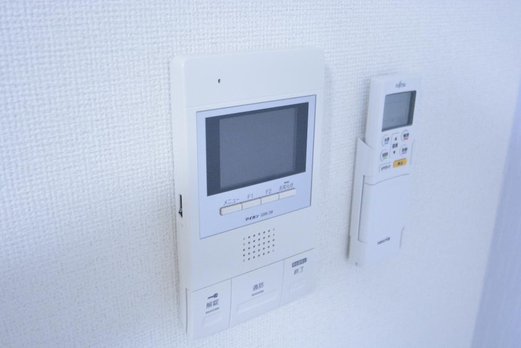 セキュリティ　カメラ付インターホン