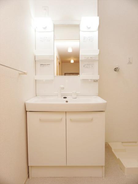 洗面設備　洗面所