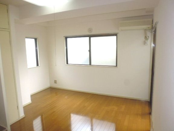 居室・リビング　★お部屋探しはタウンハウジング稲田堤店まで★