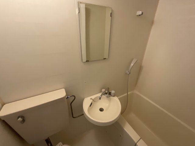 洗面設備　洗面所です