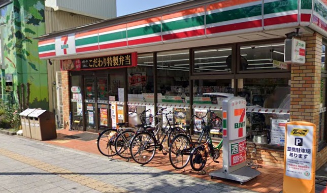 コンビニ　セブンイレブン 高槻上田辺町店（コンビニ）まで258m