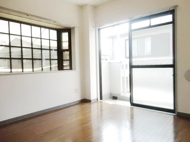 その他部屋・スペース　★洋室６帖★