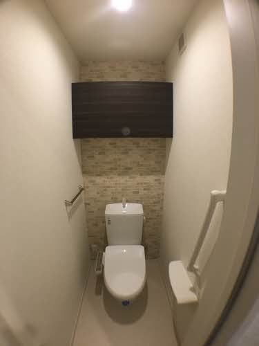 トイレ　トイレ