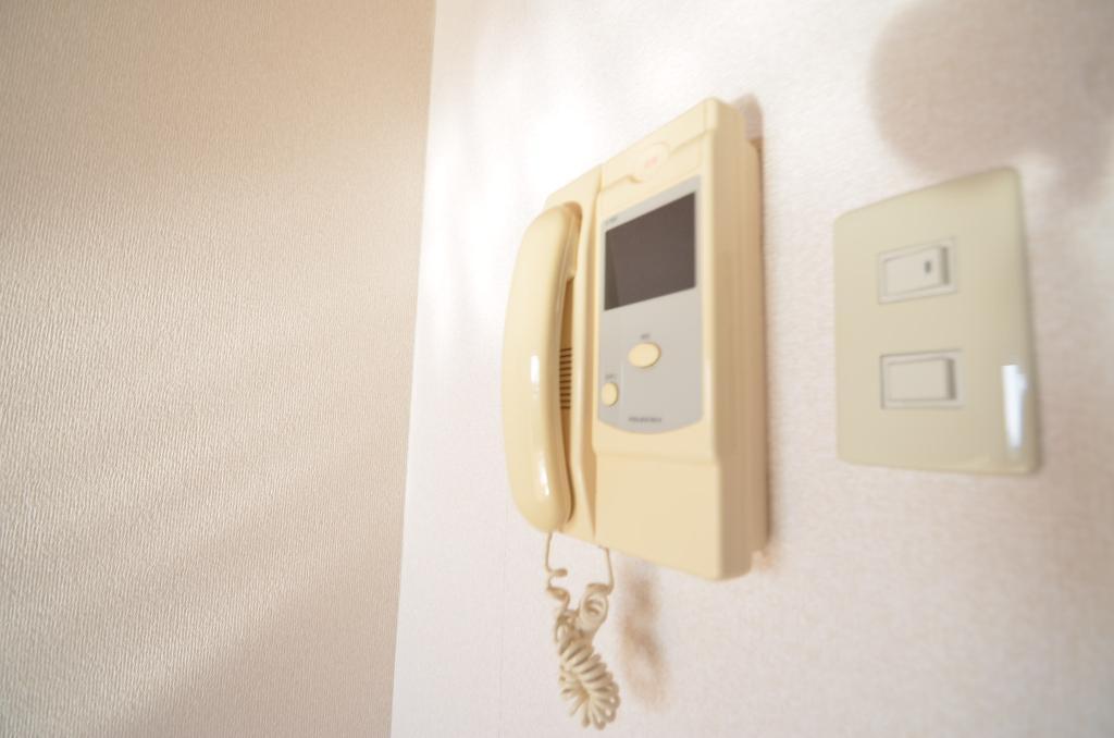 セキュリティ　カメラ付インターホン