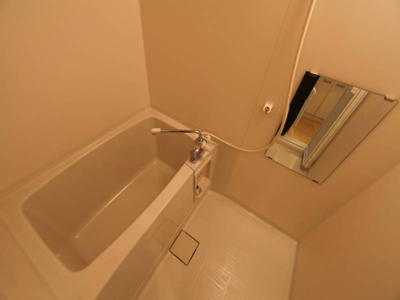 バス・シャワールーム　バスルーム　バス・トイレ別