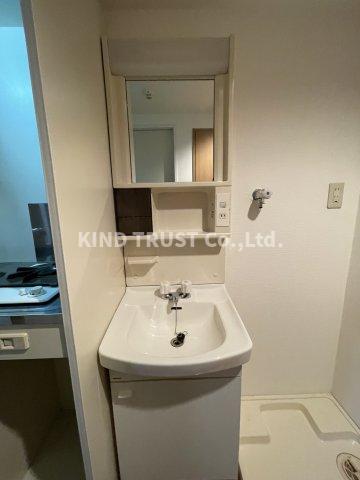 洗面設備　広い洗面スペース