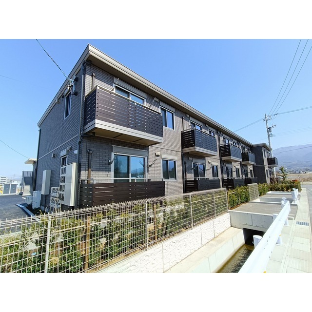 建物外観　※建築中写真