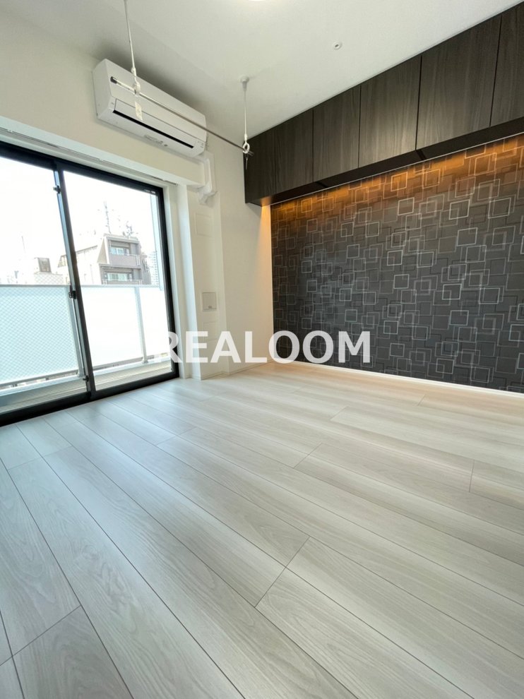 居室・リビング　写真と現況が異なる場合は現況を優先いたします。