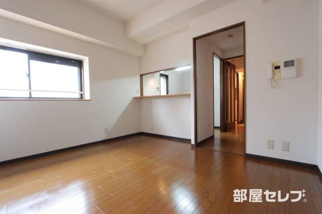 居室・リビング　カウンターキッチンのお部屋です