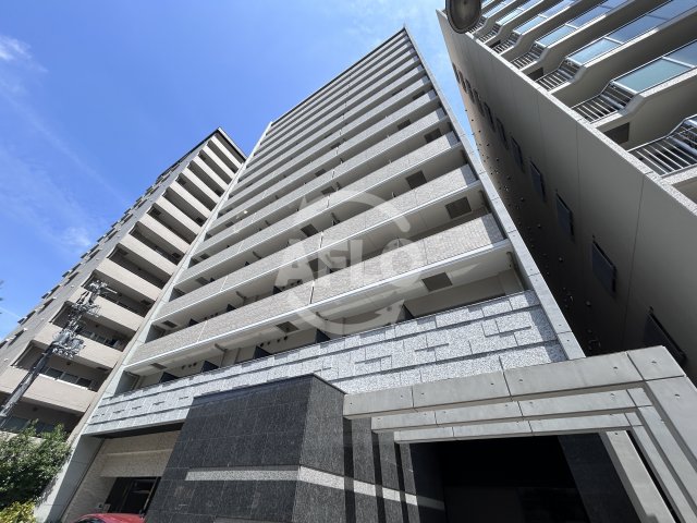 建物外観　S-RESIDENCE江坂Eminence　外観