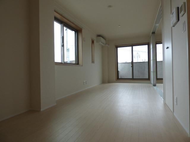 居室・リビング　温水洗浄便座完備