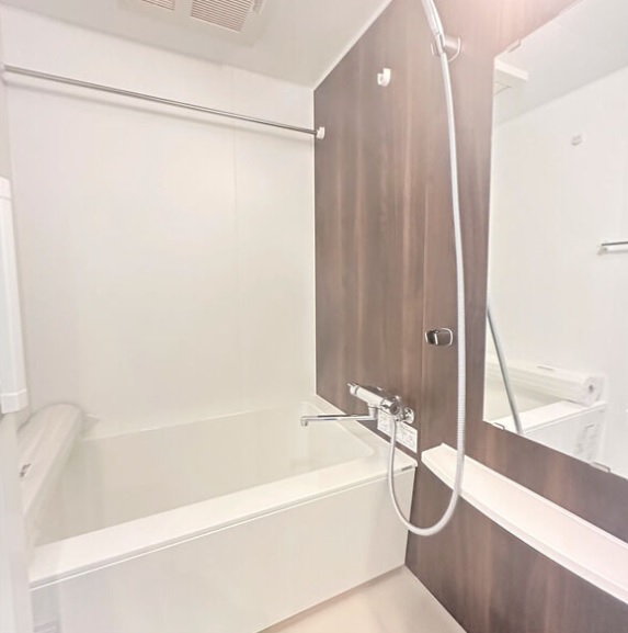 バス・シャワールーム　（写真は同タイプ）