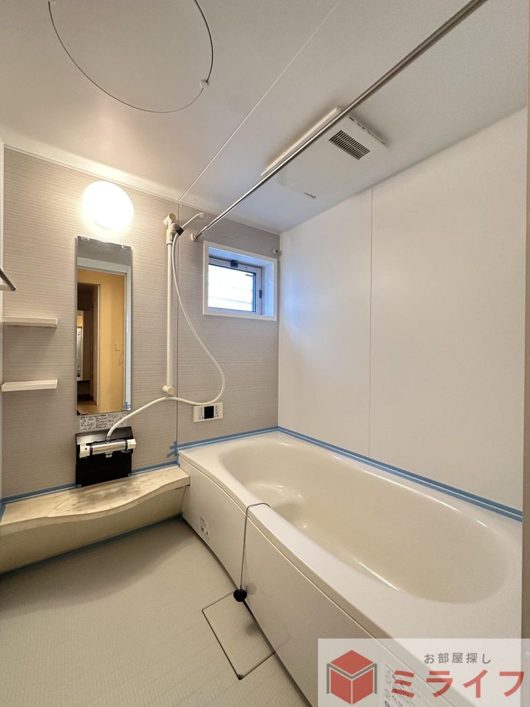 バス・シャワールーム　同建物内・同仕様イメージ