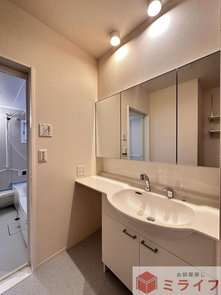 洗面設備　同建物内・同仕様イメージ