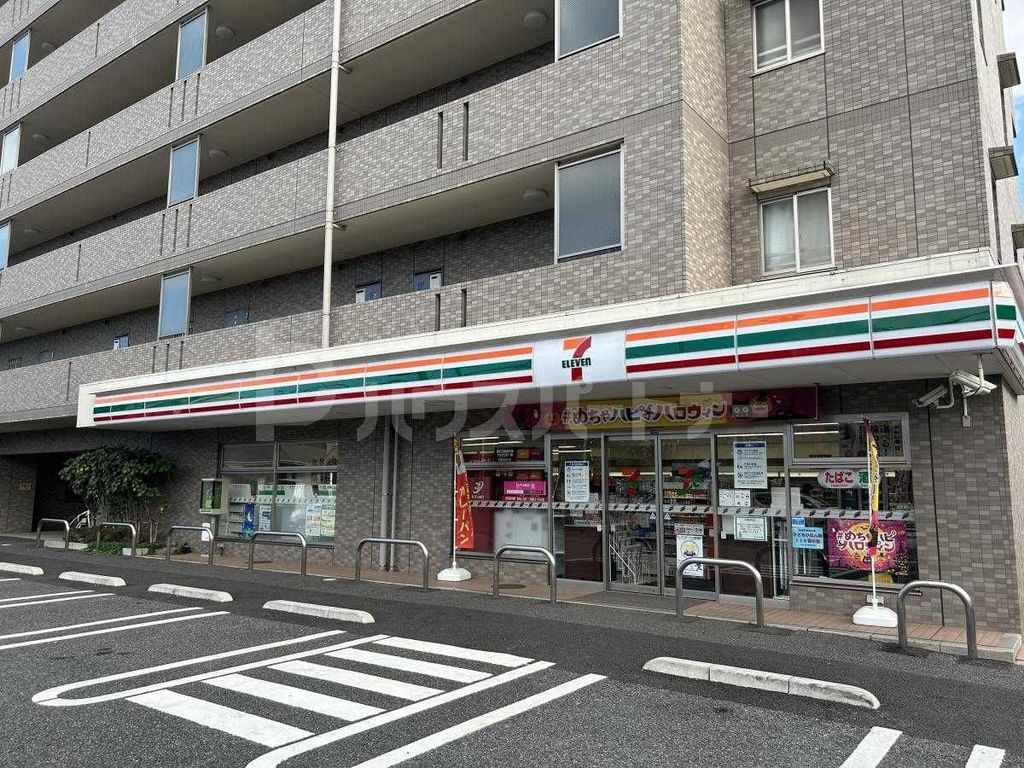 コンビニ　セブンイレブンさいたま上峰店（コンビニ）まで410m