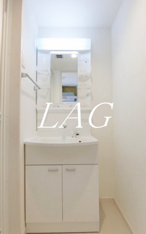 洗面設備　洗面台です。