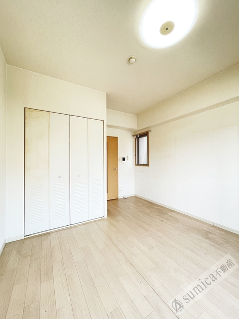 居室・リビング　ゆとりのある洋室です♪