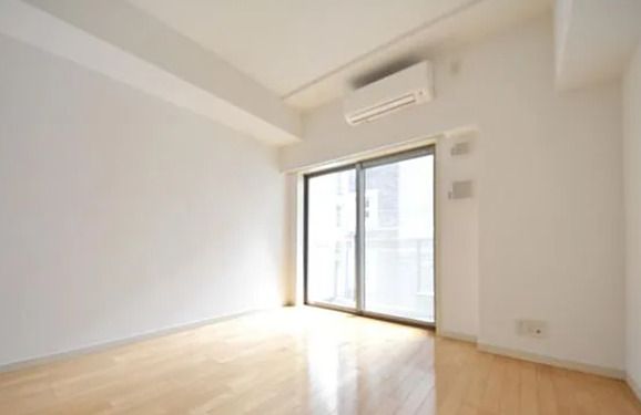 居室・リビング　※写真は別号室です