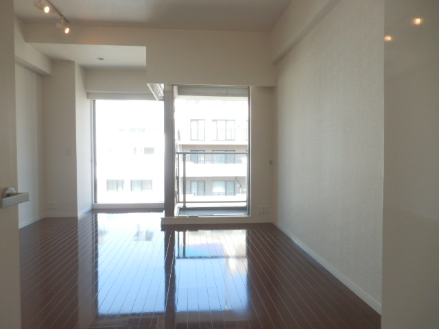 居室・リビング　内観※別部屋参考写真