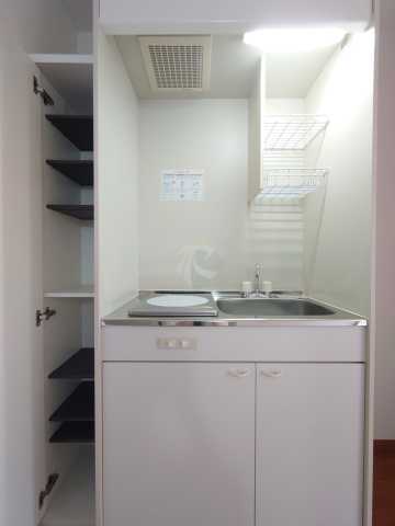 キッチン　室内見学承ります。当店掲載物件以外もまとめてお問合頂けます。