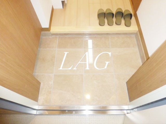 玄関　玄関です。