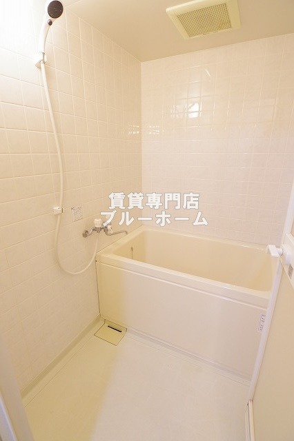 バス・シャワールーム　きれいなバスルーム！