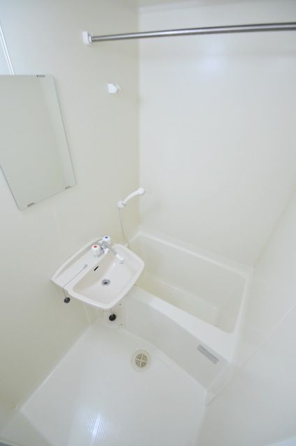 バス・シャワールーム　★浴室乾燥機付きバスルーム★