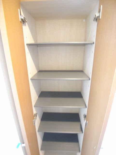 玄関　シューズボックス