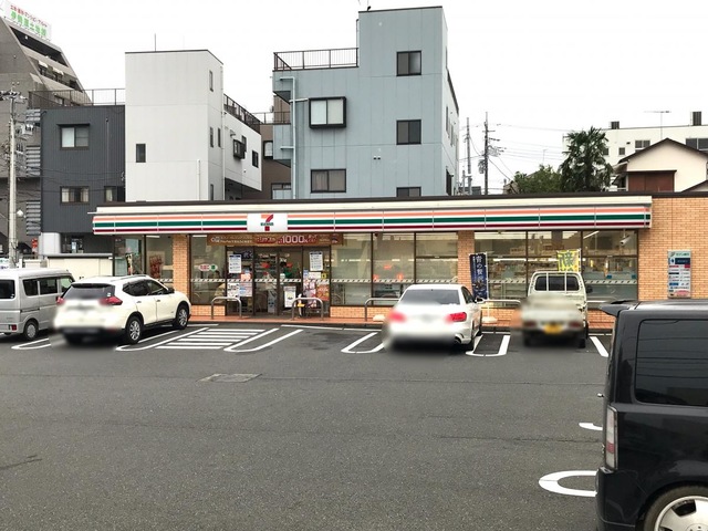 コンビニ　セブンイレブン 伊勢原桜台1丁目店（コンビニ）まで637m