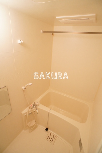 バス・シャワールーム　日々の疲れを癒すお風呂です♪