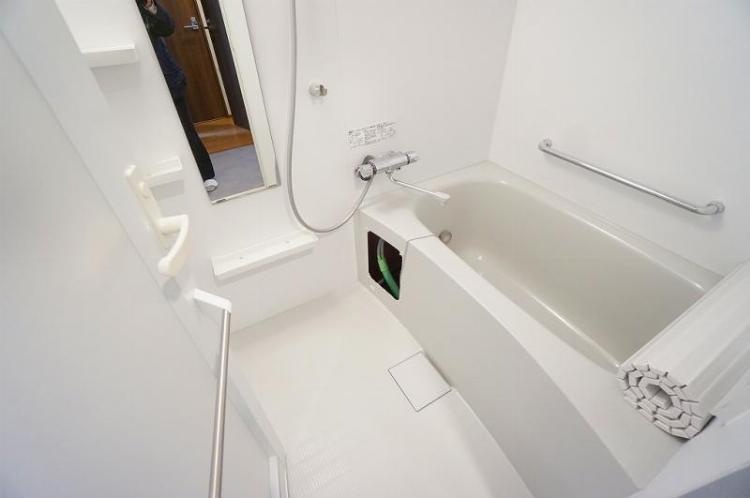 バス・シャワールーム　浴室