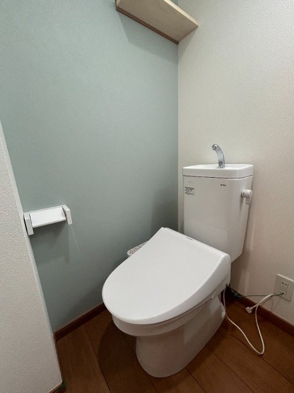 トイレ　温水洗浄便座付きのトイレ♪