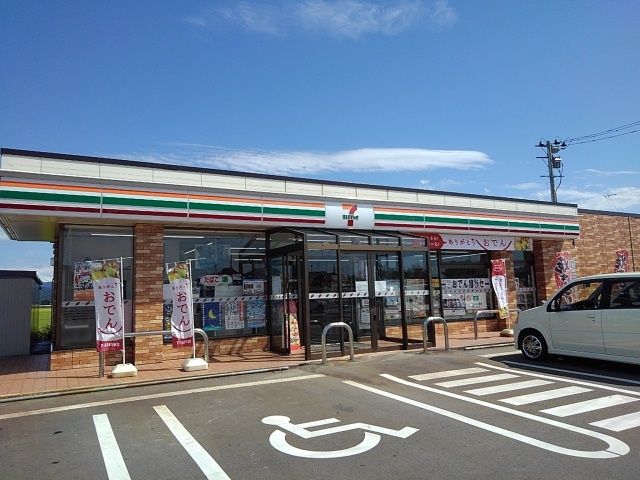 コンビニ　セブンイレブン藤島バイパス店（コンビニ）まで1400m